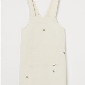 🐝🐝🐝H&M BEIGE CHILD’S BEE KITCHEN APRON NEW